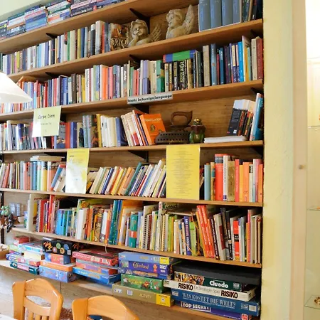 Zur Alten Stadtmauer Otel Lübeck