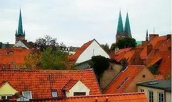 Zur Alten Stadtmauer Lubeca