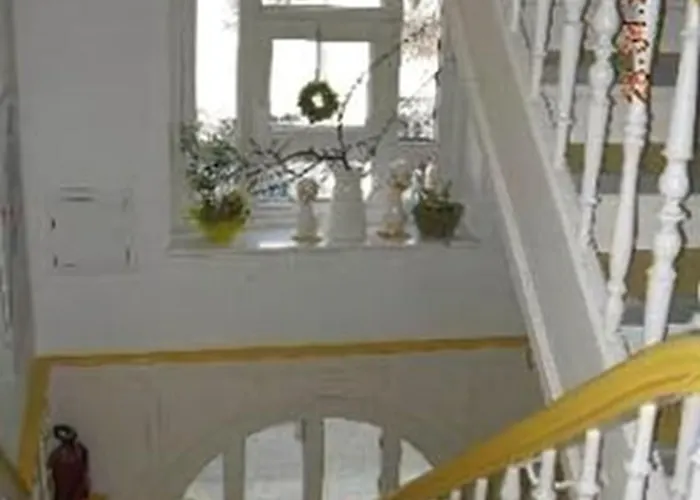 Zur Alten Stadtmauer Hotel 2*