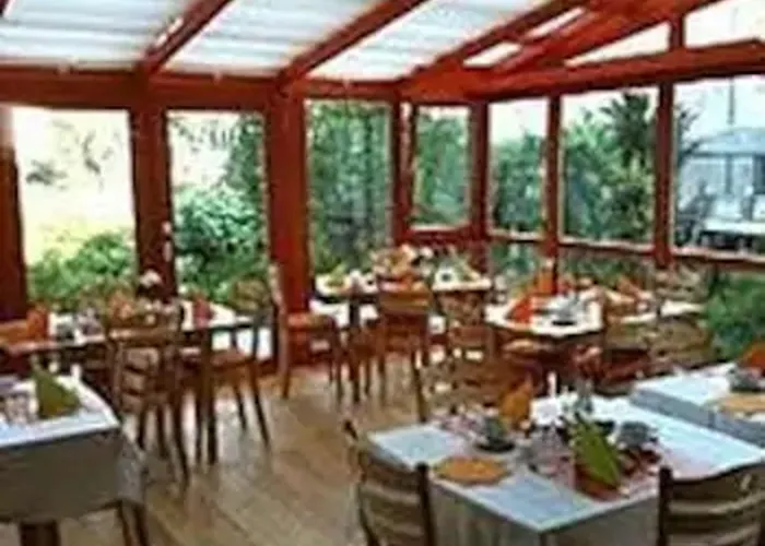 Zur Alten Stadtmauer Hotel 2*