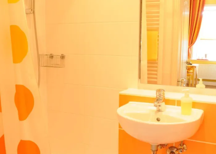 Zur Alten Stadtmauer Hotel 2*