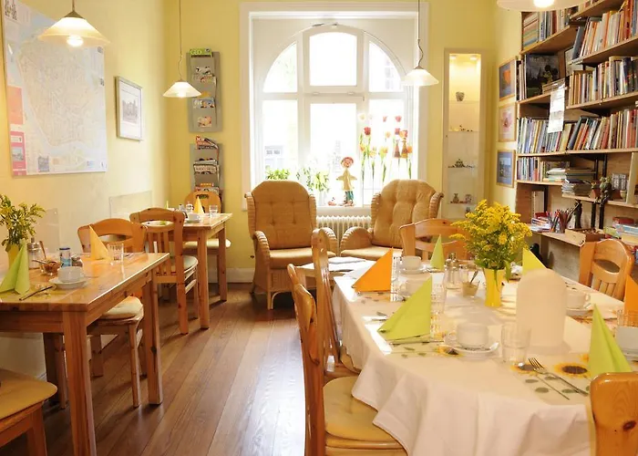 Hotel Zur Alten Stadtmauer 2*